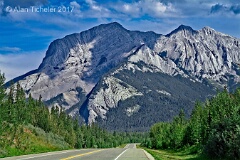Roche à Perdrix (Jasper National Park, Canada) . . . © 2017 Alan Ticheler. All rights reserved.